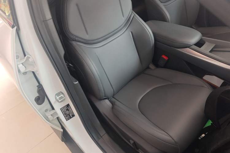 Used XPeng MONA M03 2024 515 Long-Range Right Front Seat