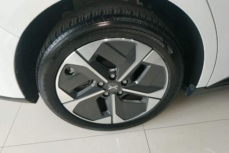 Used XPeng MONA M03 2024 515 Long-Range Right Rear Wheel Hub