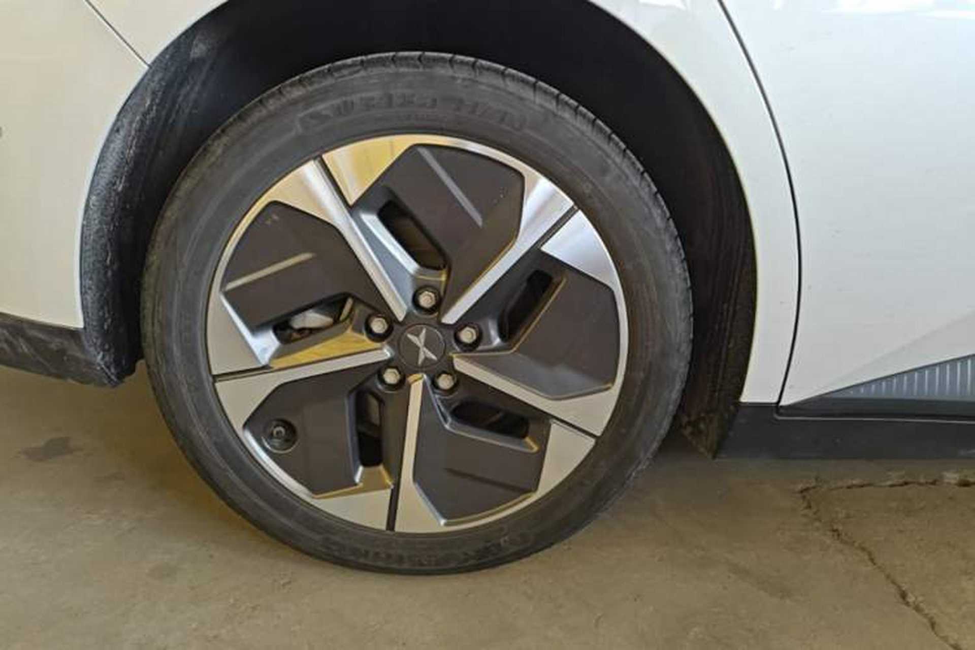 Used XPeng MONA M03 2024 620 with Ultra-Long Range Right Rear Wheel Hub