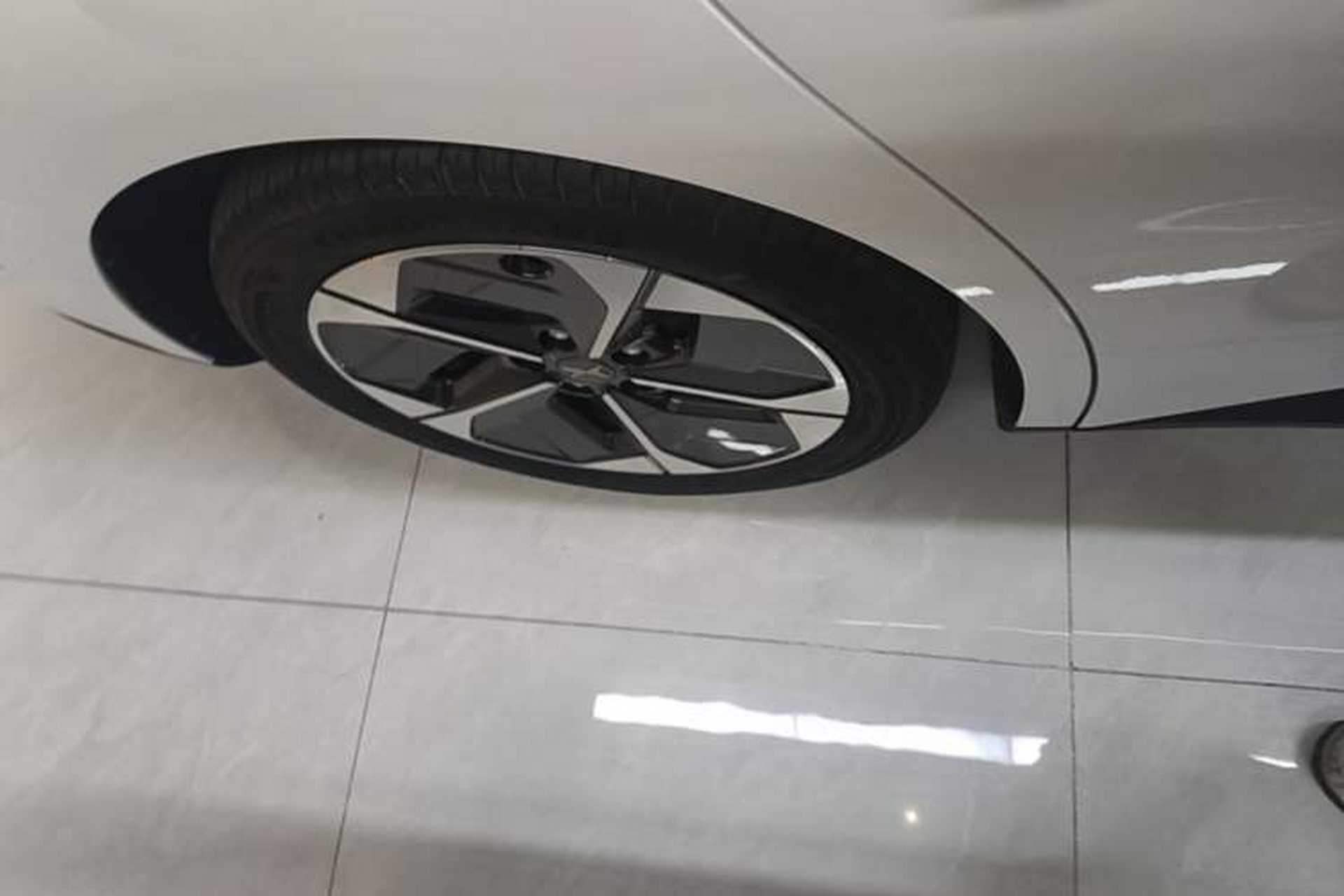 Used XPeng MONA M03 2024 620 with Ultra-Long Range Right Rear Wheel Hub