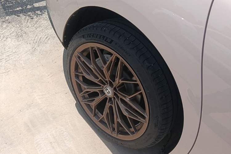 Used XPeng MONA M03 2024 515 Long-Range Right Rear Wheel Hub