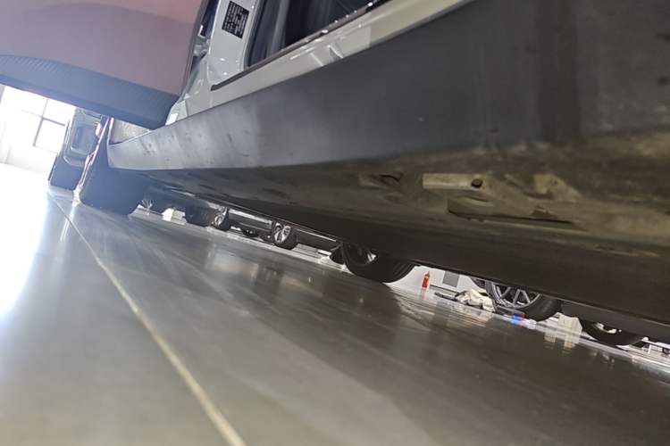 Used XPeng MONA M03 2024 515 Long-Range Right Side Sill