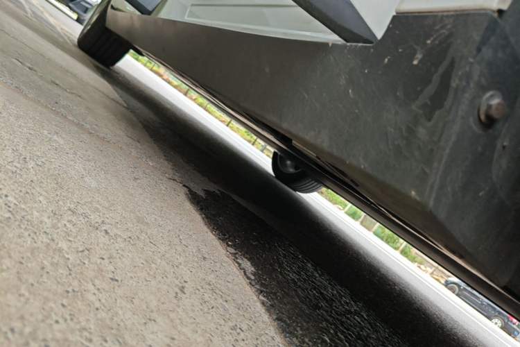 Used XPeng MONA M03 2024 620 with Ultra-Long Range Right Side Sill
