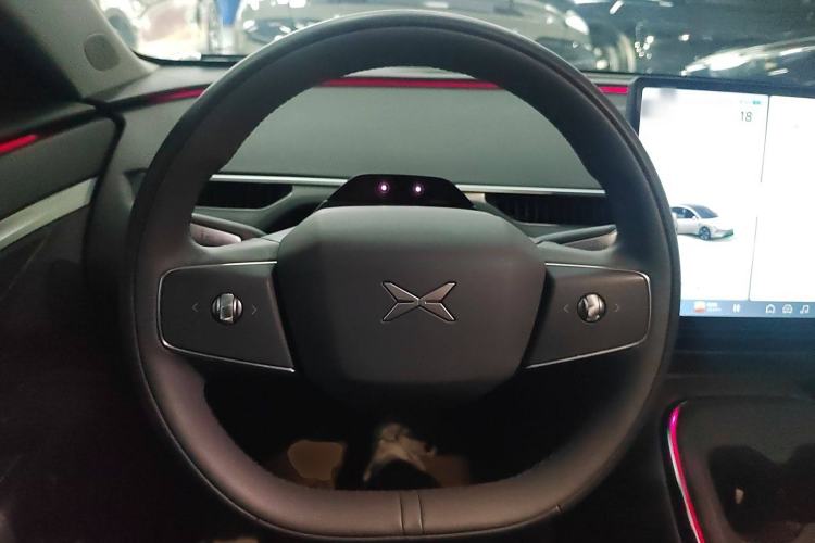 Used XPeng MONA M03 2024 620 with Ultra-Long Range Steering Wheel