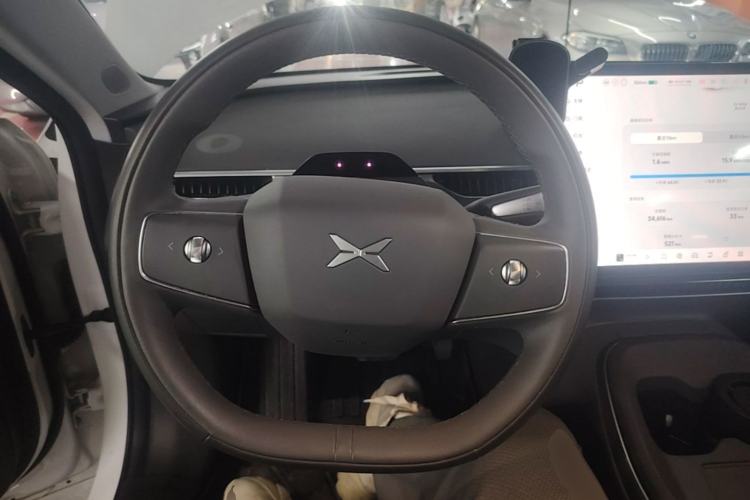 Used XPeng MONA M03 2024 620 with Ultra-Long Range Steering Wheel