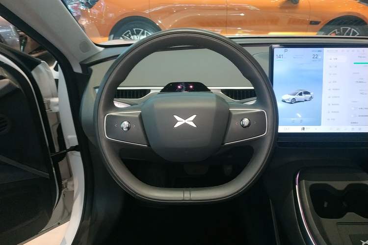 Used XPeng MONA M03 2024 620 with Ultra-Long Range Steering Wheel