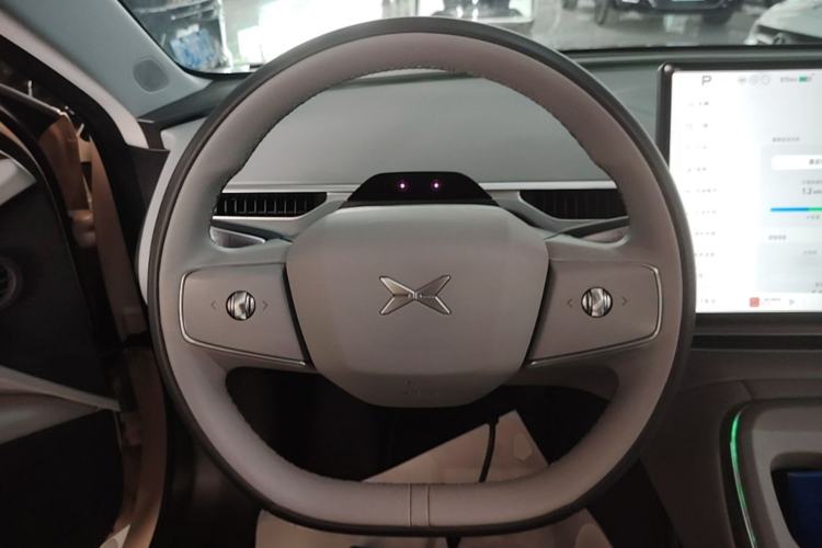 Used XPeng MONA M03 2024 620 with Ultra-Long Range Steering Wheel