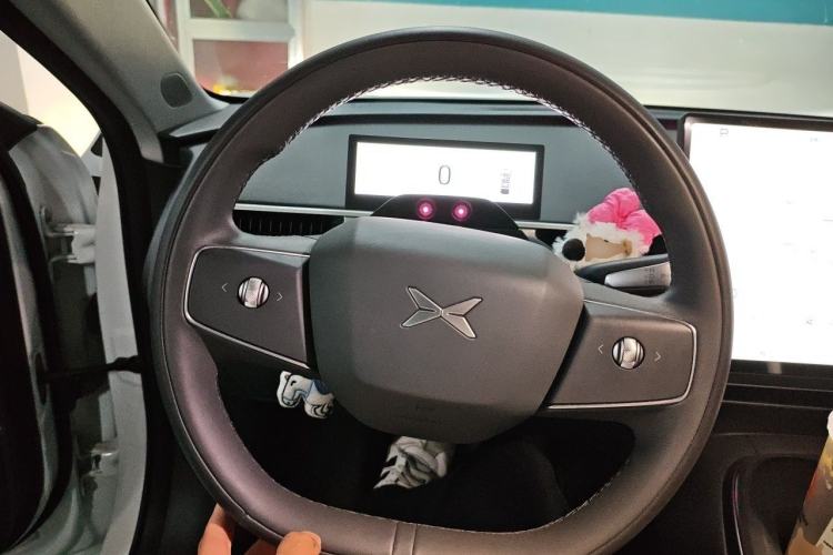 Used XPeng MONA M03 2024 620 with Ultra-Long Range Steering Wheel