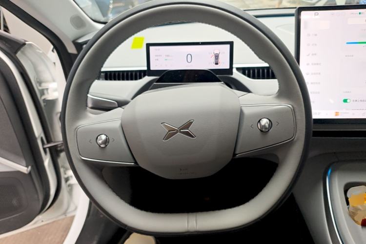 Used XPeng MONA M03 2024 620 with Ultra-Long Range Steering Wheel