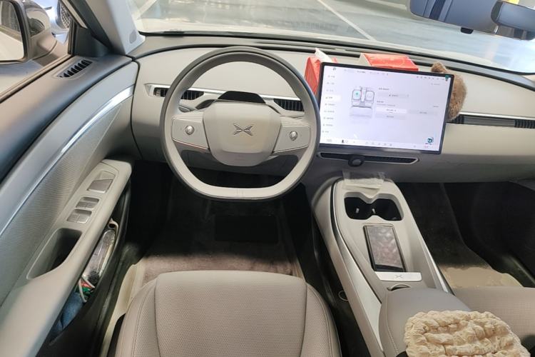 Used XPeng MONA M03 2024 620 with Ultra-Long Range Steering Wheel