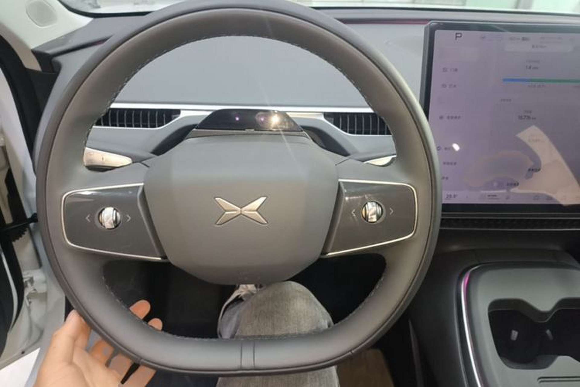 Used XPeng MONA M03 2024 620 with Ultra-Long Range Steering Wheel