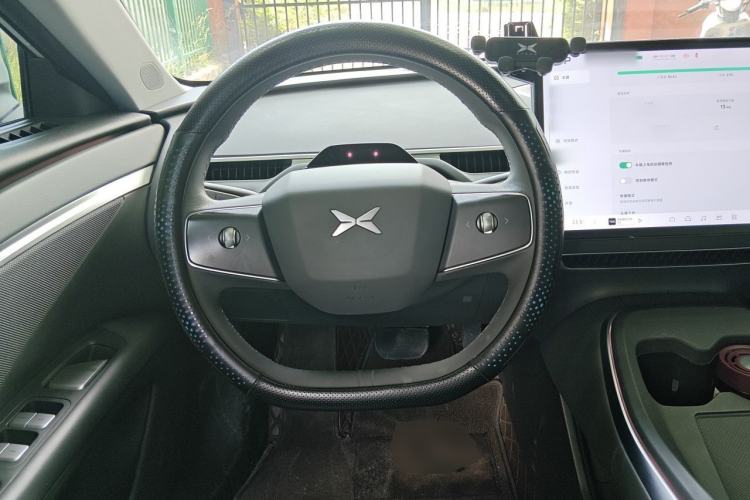 Used XPeng MONA M03 2024 620 with Ultra-Long Range Steering Wheel