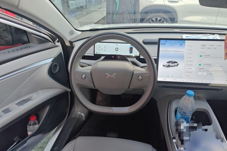 Used XPeng MONA M03 2024 620 with Ultra-Long Range Steering Wheel