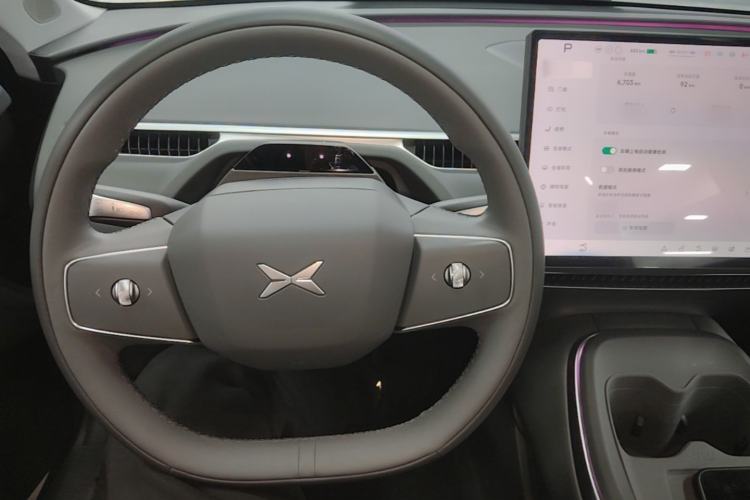 Used XPeng MONA M03 2024 620 with Ultra-Long Range Steering Wheel