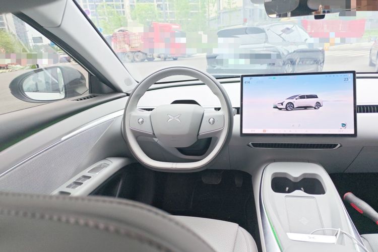 Used XPeng MONA M03 2024 620 with Ultra-Long Range Steering Wheel
