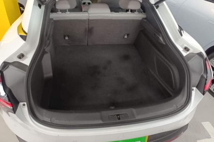 Used XPeng MONA M03 2024 620 with Ultra-Long Range Trunk