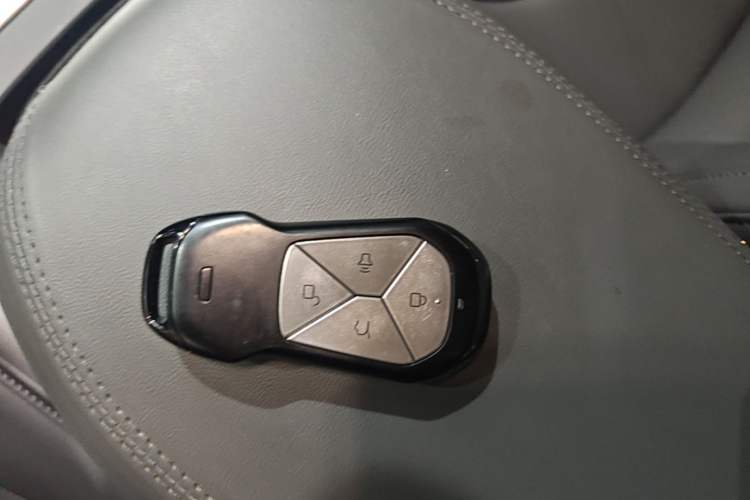 Used XPeng MONA M03 2024 515 Long-Range Vehicle Key