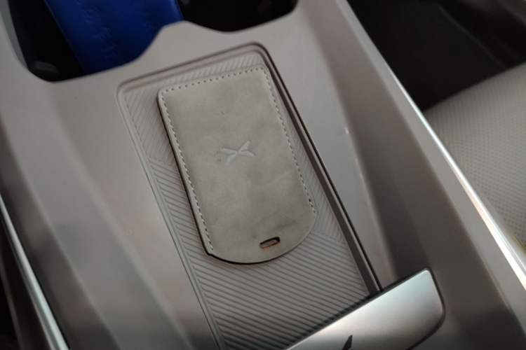 Used XPeng MONA M03 2024 620 with Ultra-Long Range Vehicle Key