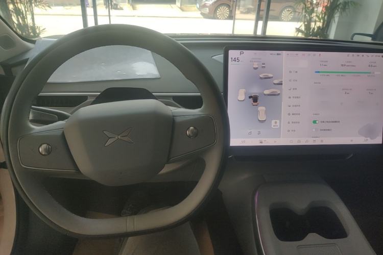 Used XPeng MONA M03 2024 620 with Ultra-Long Range Center Console