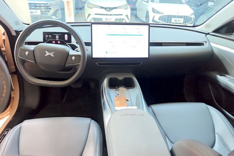 Used XPeng MONA M03 2024 620 with Ultra-Long Range Center Console