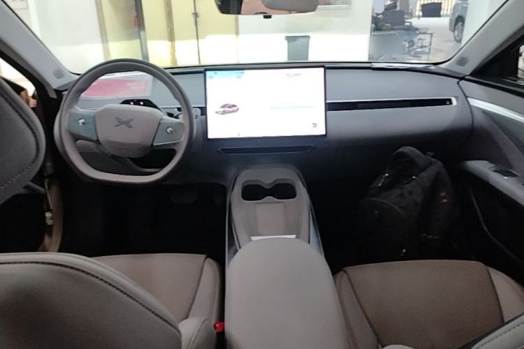 Used XPeng MONA M03 2024 620 with Ultra-Long Range Center Console