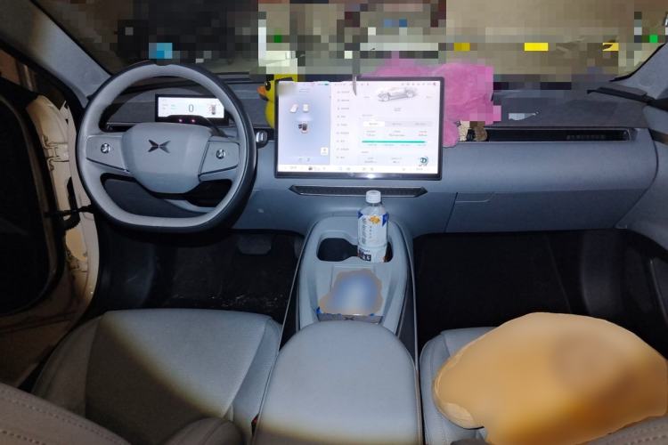 Used XPeng MONA M03 2024 620 with Ultra-Long Range Center Console
