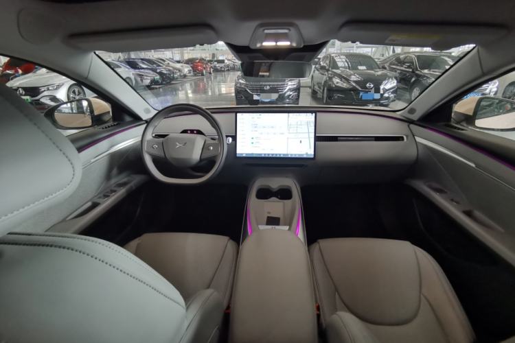Used XPeng MONA M03 2024 620 with Ultra-Long Range Center Console