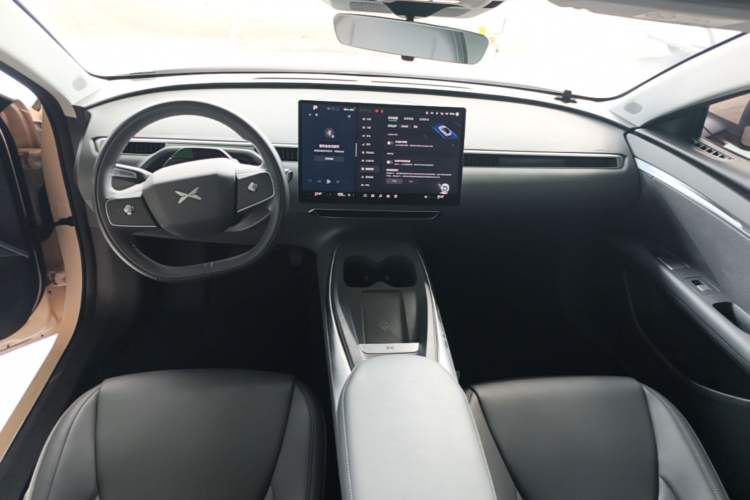Used XPeng MONA M03 2024 515 Long-Range Center Console