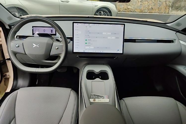 Used XPeng MONA M03 2024 620 with Ultra-Long Range Center Console