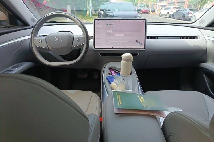 Used XPeng MONA M03 2024 620 with Ultra-Long Range Center Console