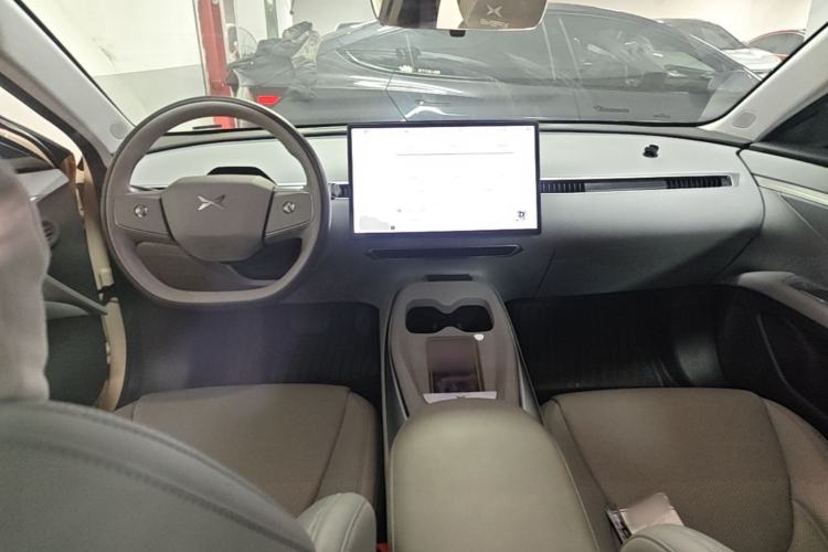 Used XPeng MONA M03 2024 620 with Ultra-Long Range Center Console