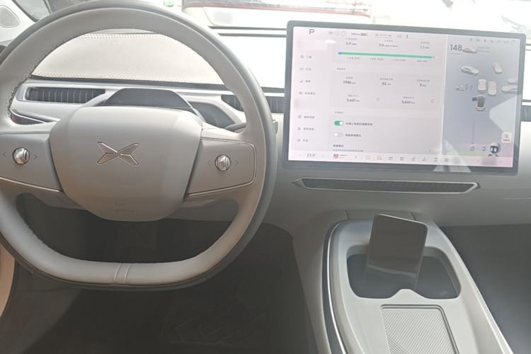 Used XPeng MONA M03 2024 620 with Ultra-Long Range Center Console