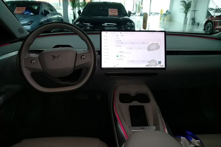Used XPeng MONA M03 2024 620 with Ultra-Long Range Center Console
