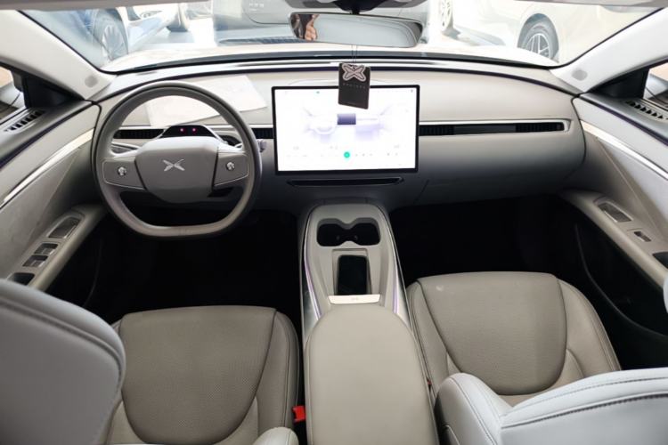 Used XPeng MONA M03 2024 620 with Ultra-Long Range Center Console