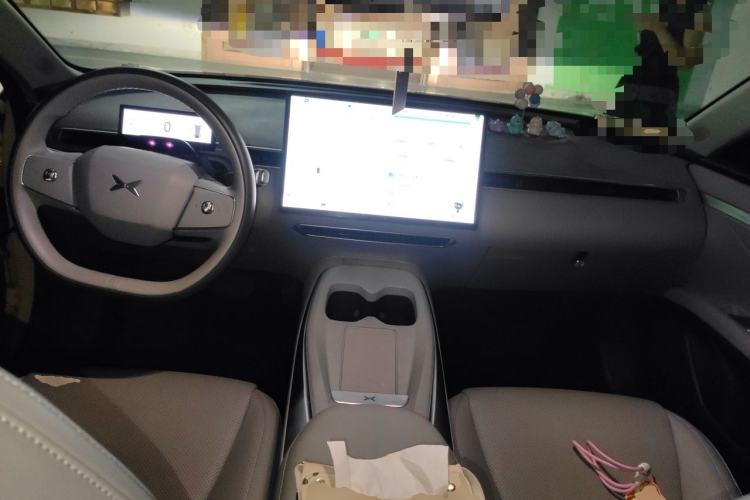 Used XPeng MONA M03 2024 620 with Ultra-Long Range Center Console