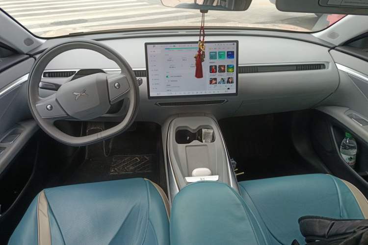 Used XPeng MONA M03 2024 620 with Ultra-Long Range Center Console