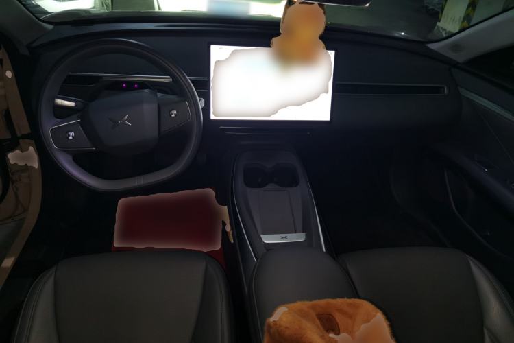 Used XPeng MONA M03 2024 620 with Ultra-Long Range Center Console
