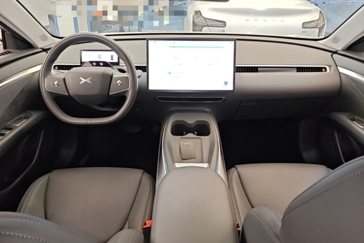 Used XPeng MONA M03 2024 620 with Ultra-Long Range Center Console
