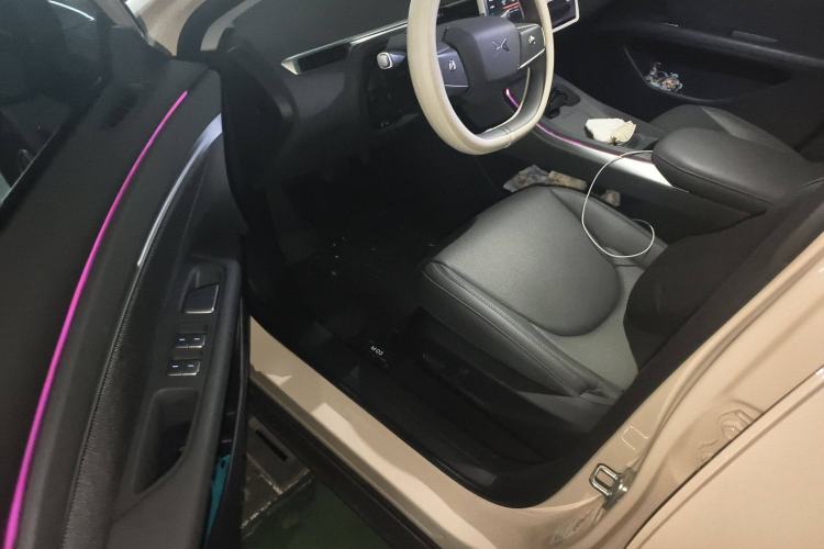 Used XPeng MONA M03 2024 620 with Ultra-Long Range Driver Seat