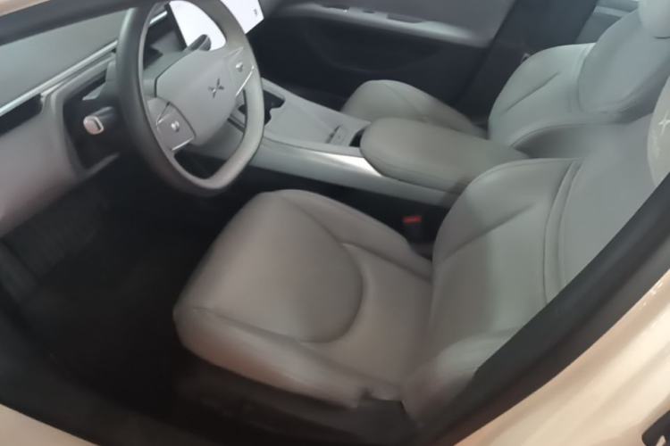 Used XPeng MONA M03 2024 620 with Ultra-Long Range Driver Seat