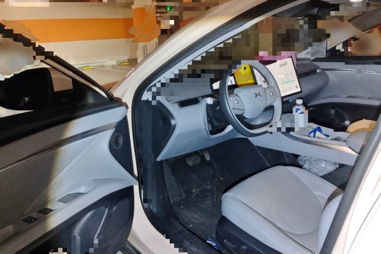 Used XPeng MONA M03 2024 620 with Ultra-Long Range Driver Seat