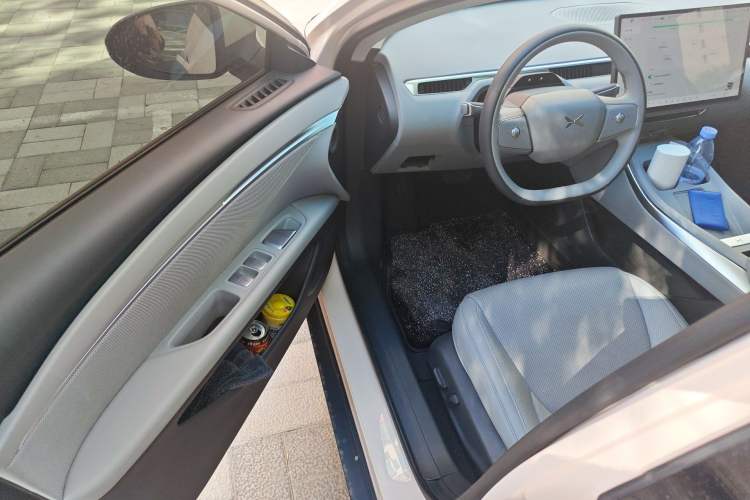 Used XPeng MONA M03 2024 620 with Ultra-Long Range Driver Seat