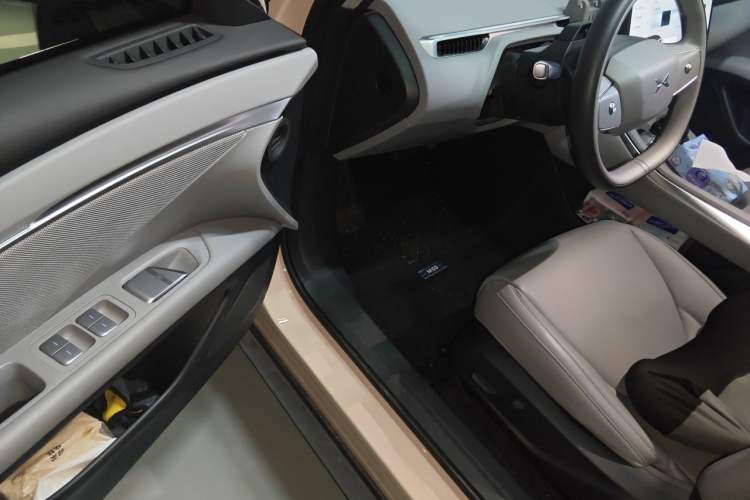 Used XPeng MONA M03 2024 515 Long-Range Driver Seat