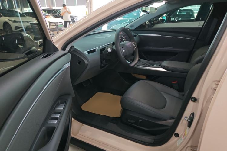 Used XPeng MONA M03 2024 515 Long-Range Driver Seat