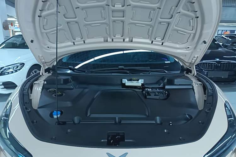 Used XPeng MONA M03 2024 515 Long-Range Engine Bay