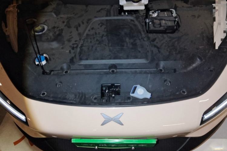 Used XPeng MONA M03 2024 620 with Ultra-Long Range Engine Bay