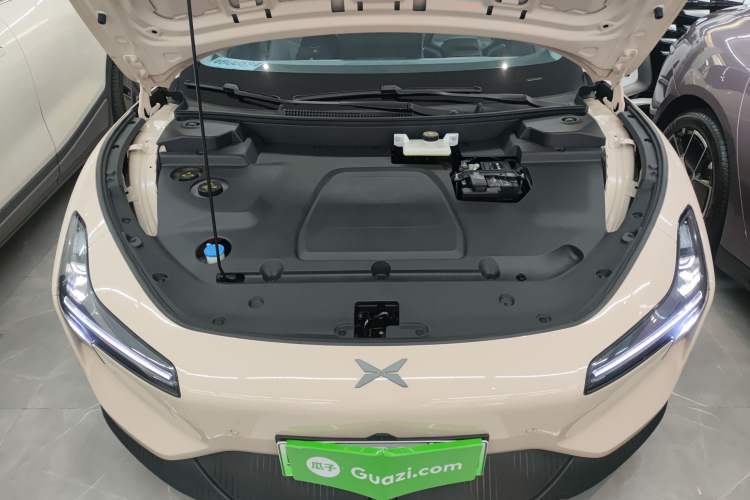 Used XPeng MONA M03 2024 620 with Ultra-Long Range Engine Bay