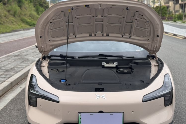 Used XPeng MONA M03 2024 620 with Ultra-Long Range Engine Bay