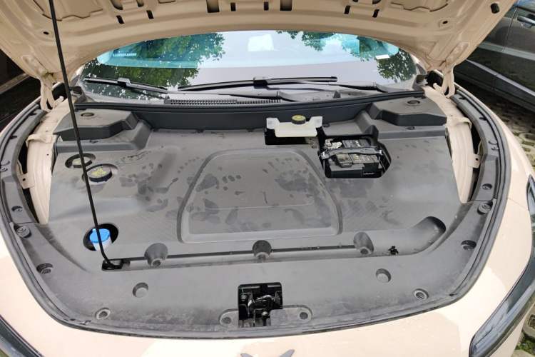 Used XPeng MONA M03 2024 515 Long-Range Engine Bay