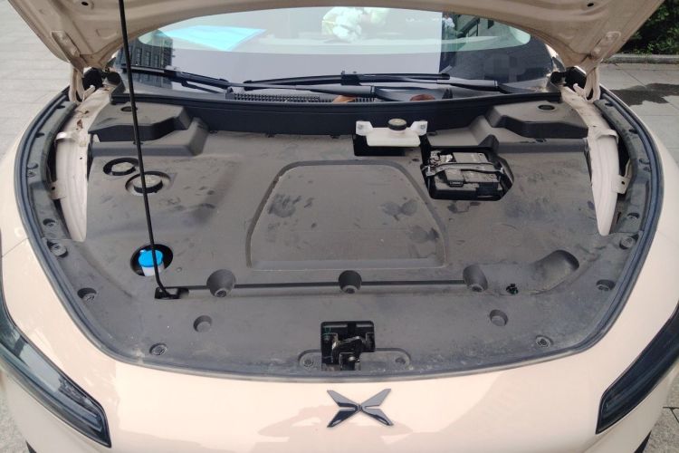 Used XPeng MONA M03 2024 620 with Ultra-Long Range Engine Bay